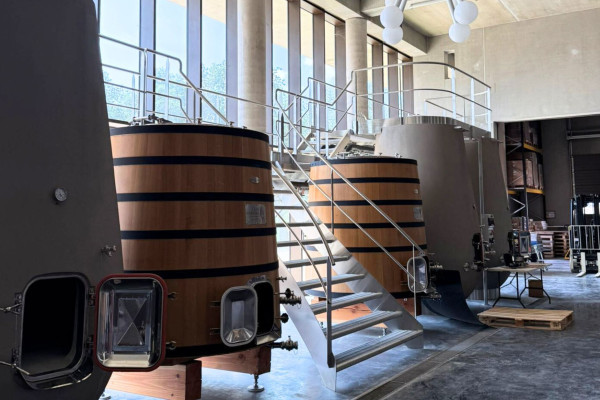 Private wine tour by minivan - Saint-Tropez - Beyond The Wine - Clos Mirages