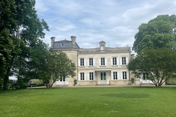 Saint-Emilion & Pomerol Wine Tour winery