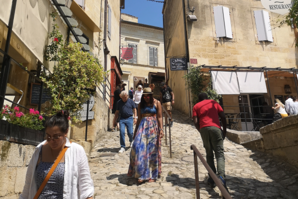 Saint-Emilion & Pomerol Wine Tour village