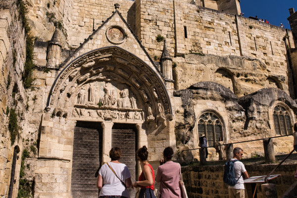 Saint-Emilion & Pomerol Wine Tour village