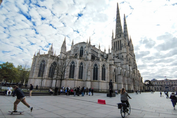 Bordeaux by Gravel Bike - historic center & contemporary districts - Gravel Explore