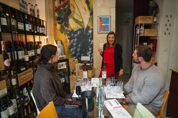 Wine tasting with a wine expert