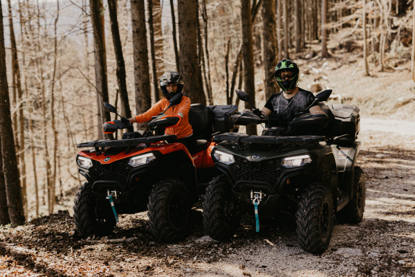 Modern and powerful quads ready for a full-day ride through forest trails and gravel paths. Perfect for couples and friends seeking a premium off-road experience in Slovenia.