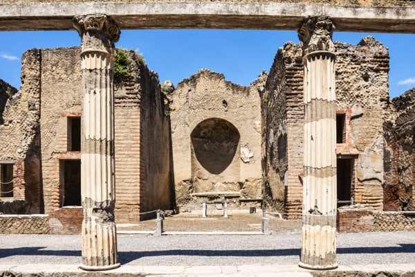 Herculaneum: 2-Hour Guided Tour + Entry Ticket
