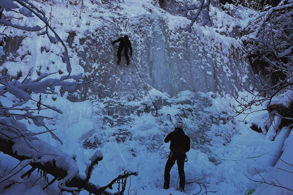 ICE CLIMBING FIRST EXPERIENCE
