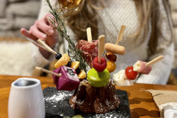 Elsässischer Brunch mit oder ohne Immersive Kellerbesichtigung.