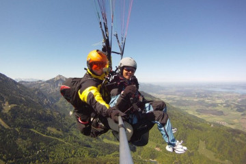 Gleitschirmfliegen im Tandem am Brauneck bei Lenggries, Bad Tölz, München, Isartal