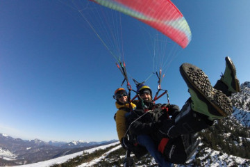 Tandemfliegen mit einem Gleitschirm