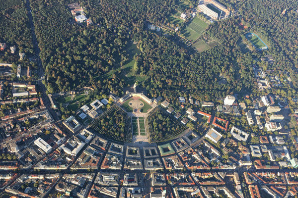 Über der Fächerstadt Karlsruhe Über der Fächerstadt Karlsruhe