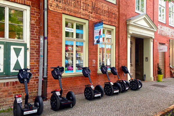 Start & Ziel an unserem Laden im Holländischen Viertel, Benkertstr. 9