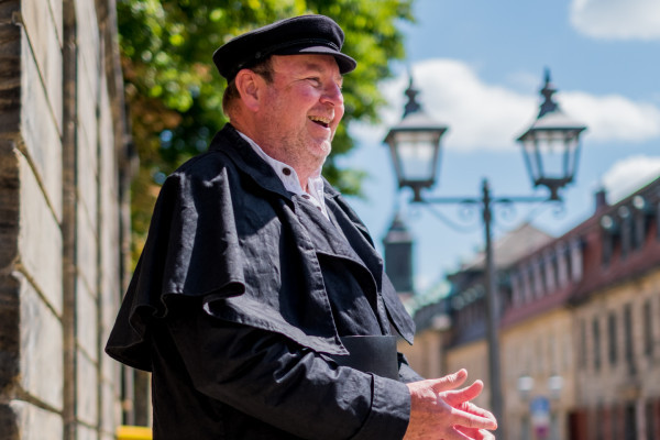 Auf dem Weg durch die historische Innenstadt werden Geschichten von skurrilen Gastwirten erzählt.