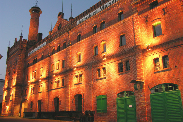 Stammhaus der Brauerei aus dem Jahre 1887 Stammhaus der Brauerei aus dem Jahre 1887