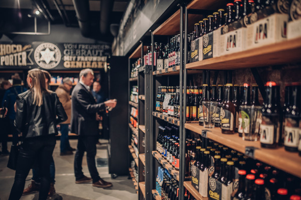 über 100 Biere und tolle Geschenkideen in Maisel's Biershop
