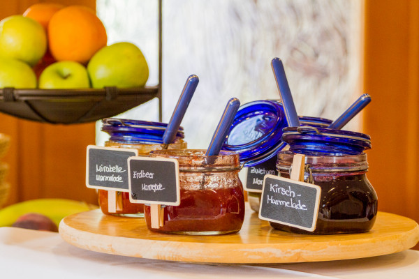 reichhaltiges Adventure-Frühstücksbuffet
EifelAdventures Berlingen