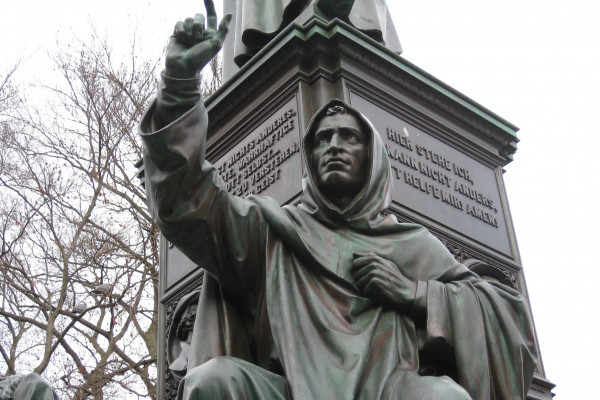 Girolamo Savonerola, ein Vorreformator auf dem Lutherdenkmal