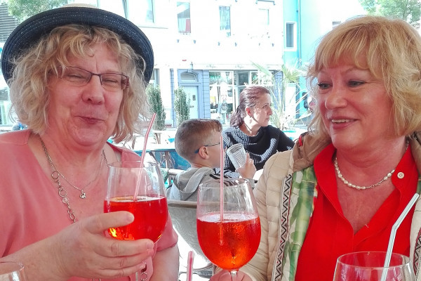 Zum Wohl auf dem Obermarkt,  bei 'Adami'