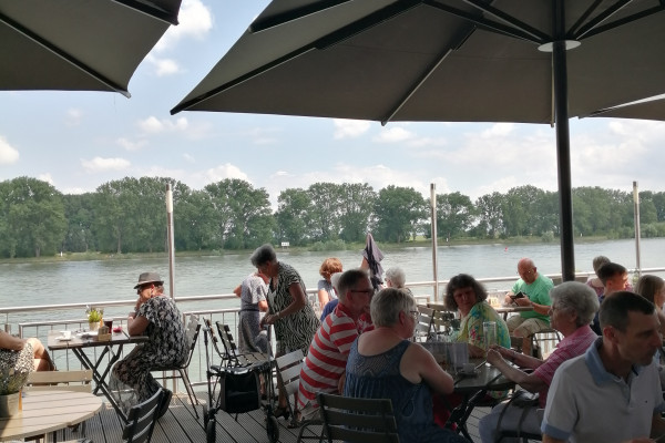 Sommerstimmung am Wormser Rheinufer