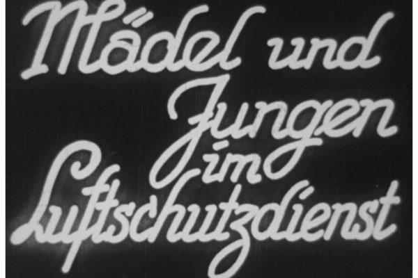 Mädel und Jungen im Luftschutzdienst  (im Verkauf und Versand 5,90 €)