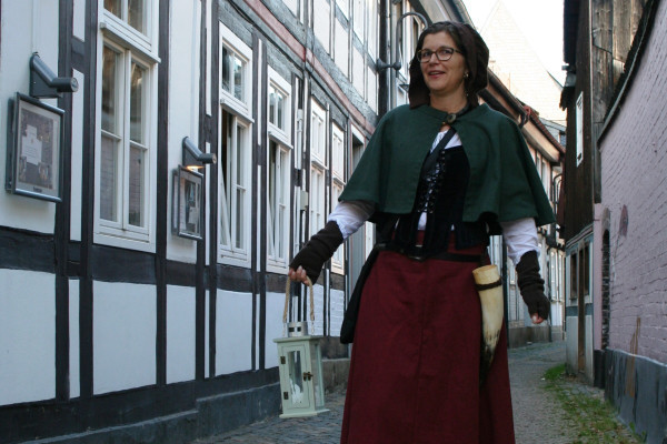 Frau des Nachtwächters