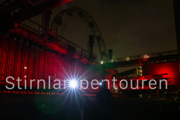 (Foto MARKUS HESSE) Stirnlampentouren Zollverein