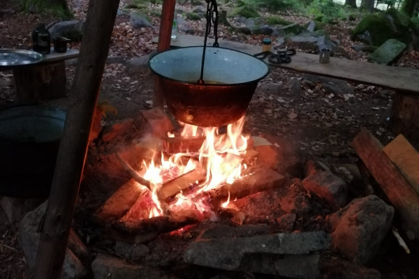 Kochen am Lagerfeuer