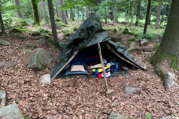 Selbst gebaute Unterkunft