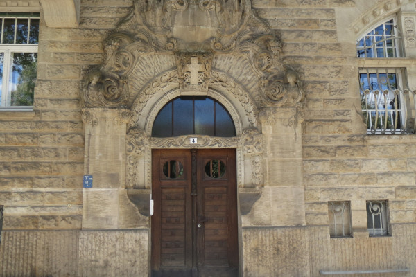 Wir zeigen Ihnen die Motive des Jugendstils.