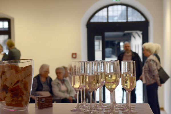 Aperitif zu Beginn 