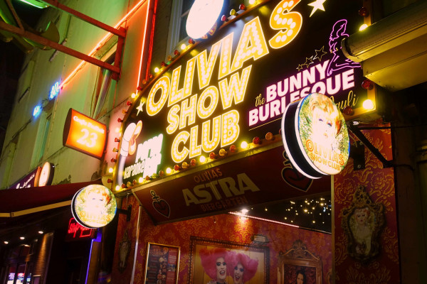 Olivias Show Club