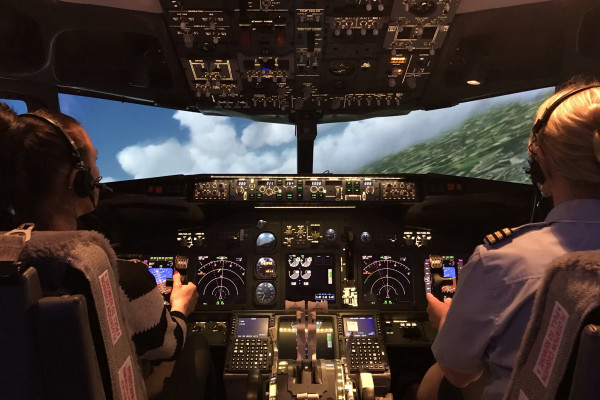 Boeing 737-800 NG - Turn Right, cool! Boeing 737-800 NG - Turn Right, cool!