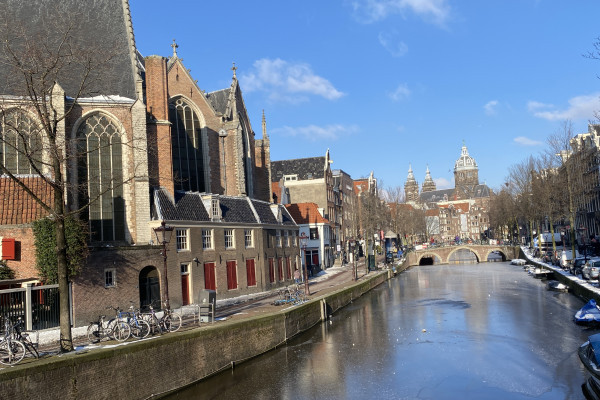 HERZBLUT AMSTERDAM-Stadtführungen mit Herz & Seele!