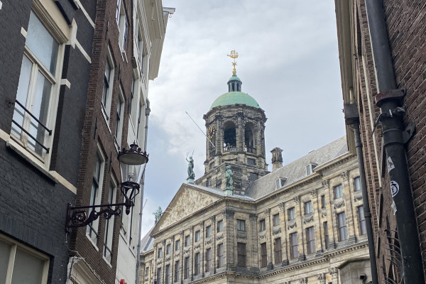 HERZBLUT AMSTERDAM-Stadtführungen mit Herz & Seele!