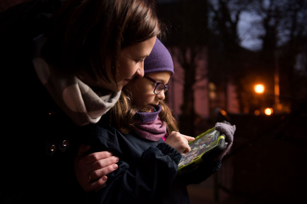 Das magische Tablet führt die Spieler durch die Altstadt.
Foto:Claus Tewes