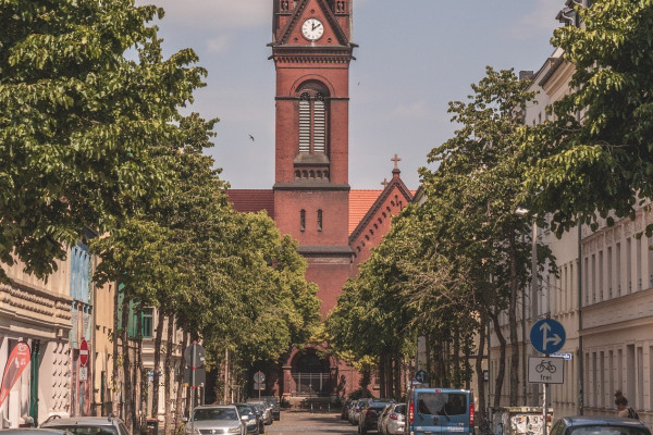 Die Kirche am Neustädter Markt.