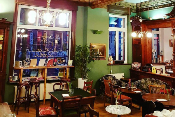 Ein Blick in die Kulturapotheke.