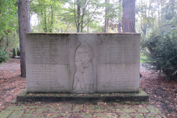 Der Ostfriedhof ist der zweitgrößte Friedhof in Leipzig