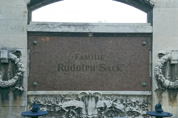 Wir berichten über den Aufstieg von Rudolf Sack zur größten Firma in Plagwitz.