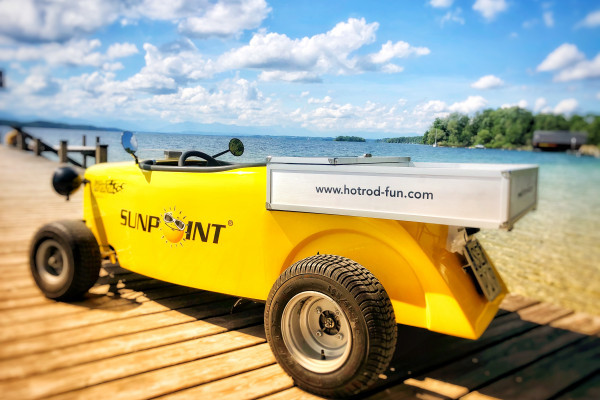 Entspannen am Steg in Possenhofen bei der Hot Rod Fun Country Tour
