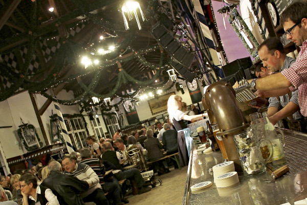 Ausklang der Tour bei einem Aktien Zwick'l Kellerbier im Herzogkeller