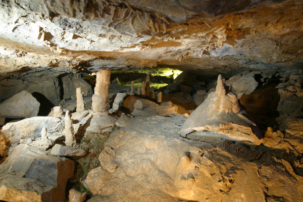 Schillat-Höhle Märchenwald