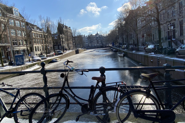 HERZBLUT AMSTERDAM: Stadtführungen mit Herz & Seele!
KULTOUR/ KULTURELLE STADTFÜHRUNG/ INFORMATIV/ KURZWEILIG/ Grachtengürtel Amsterdam/ Jordaan