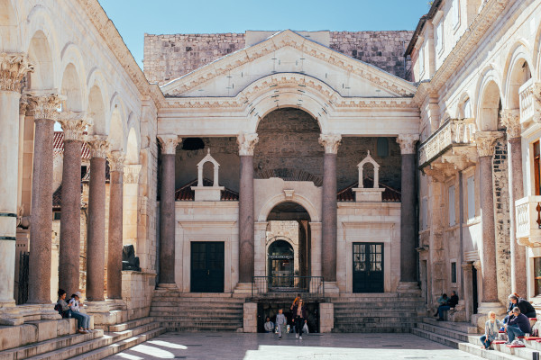 Peristyl