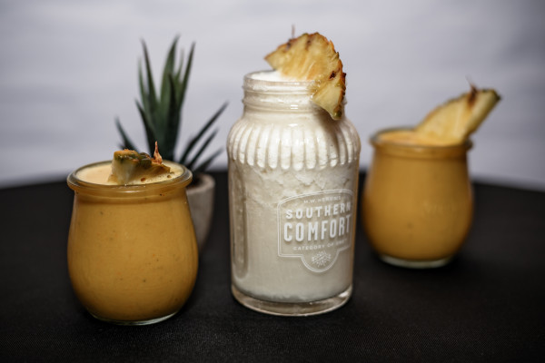 pfiffige Cocktailkreationen mit korrespondierenden Speisen