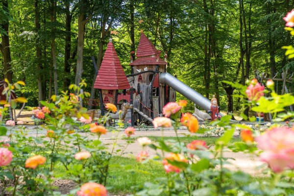 Dornröschenspielplatz
