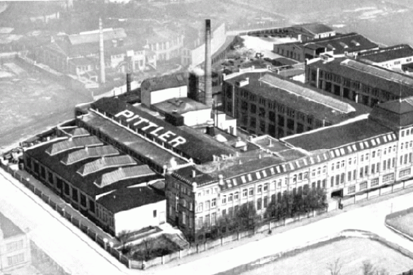 Die Werkzeugmaschinenfabrik Pittler AG war die größte Firma am Platz.