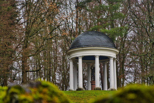 Merkurtempel im Bergpark Wilhelmshöhe (Bild: Horst Siebert, ccby Naturpark Habichtswald)