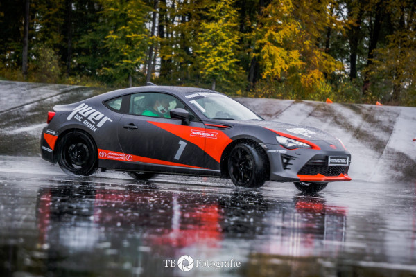 Driften lernen auf der BILSTER BERG Dynamikfläche! 