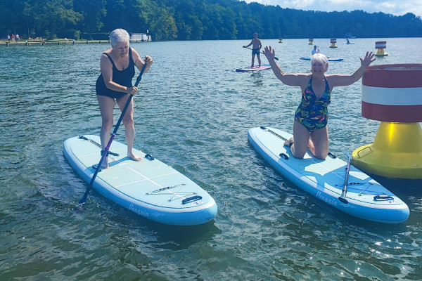 Senioren Stand-up-paddling Kurs
