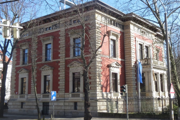 Die Villa vom Verleger Hermann Julius Meyer.