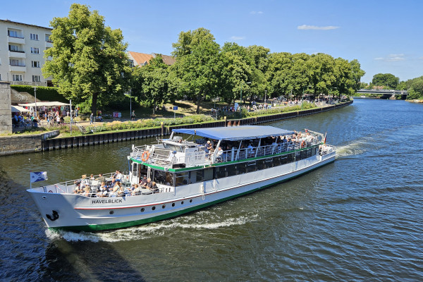 MS Havelblick auf dem Weg nach Werder